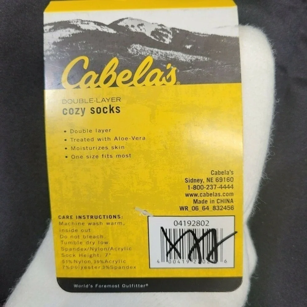 Cabelas Double Layer Cozy Socks Womens One Size White‎ Reindeer Aloe Infused 7in